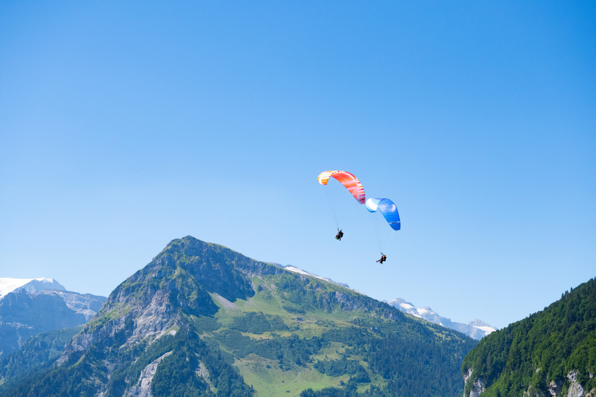 Gleitschirmfliegen Tandem - gemeinsam abheben