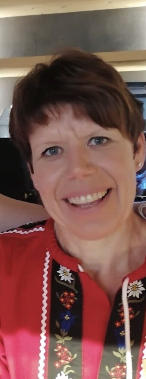 Joland Kohli, Servicemitarbeiterin