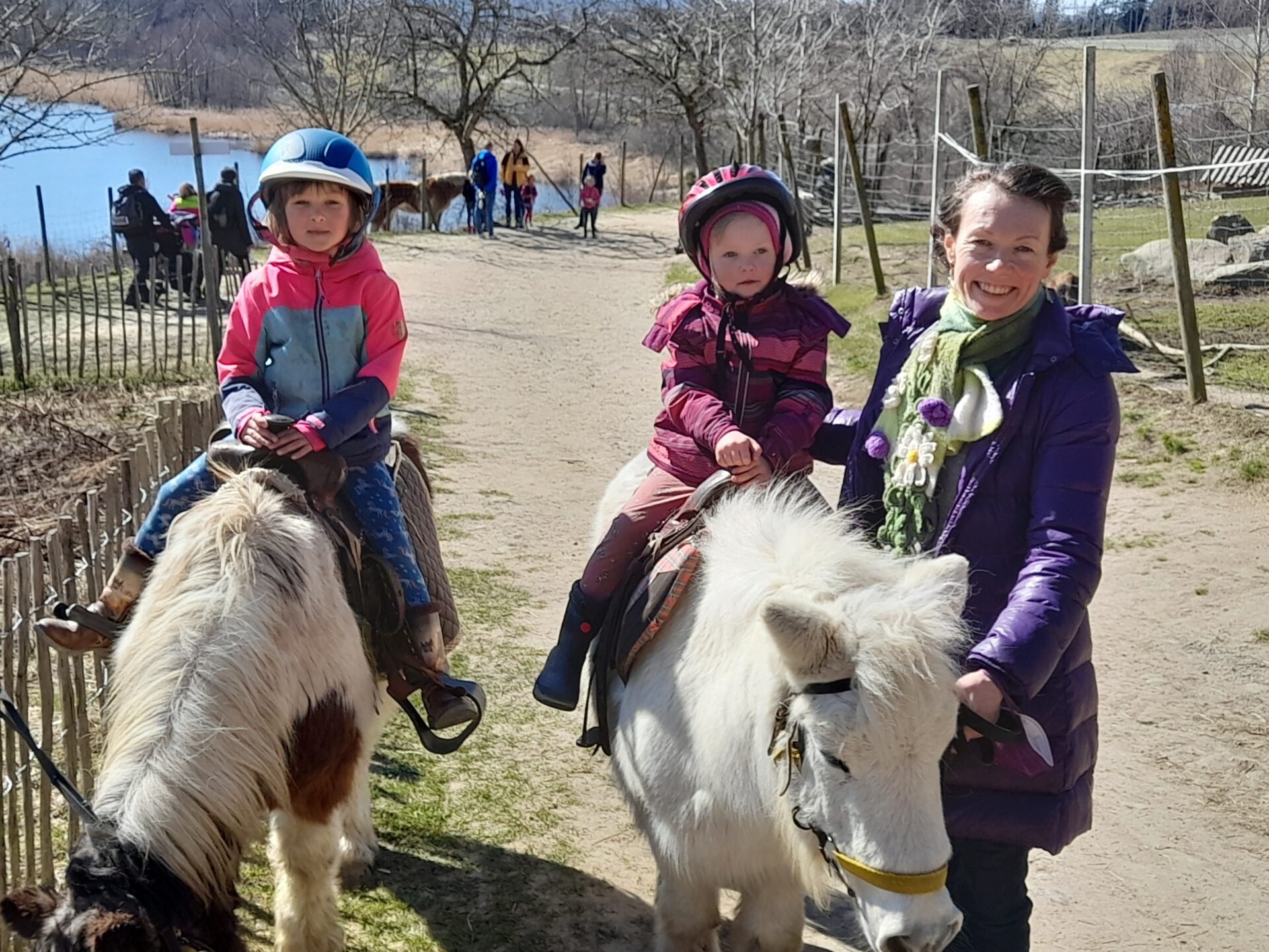 Julia Matson_ mit Kindern